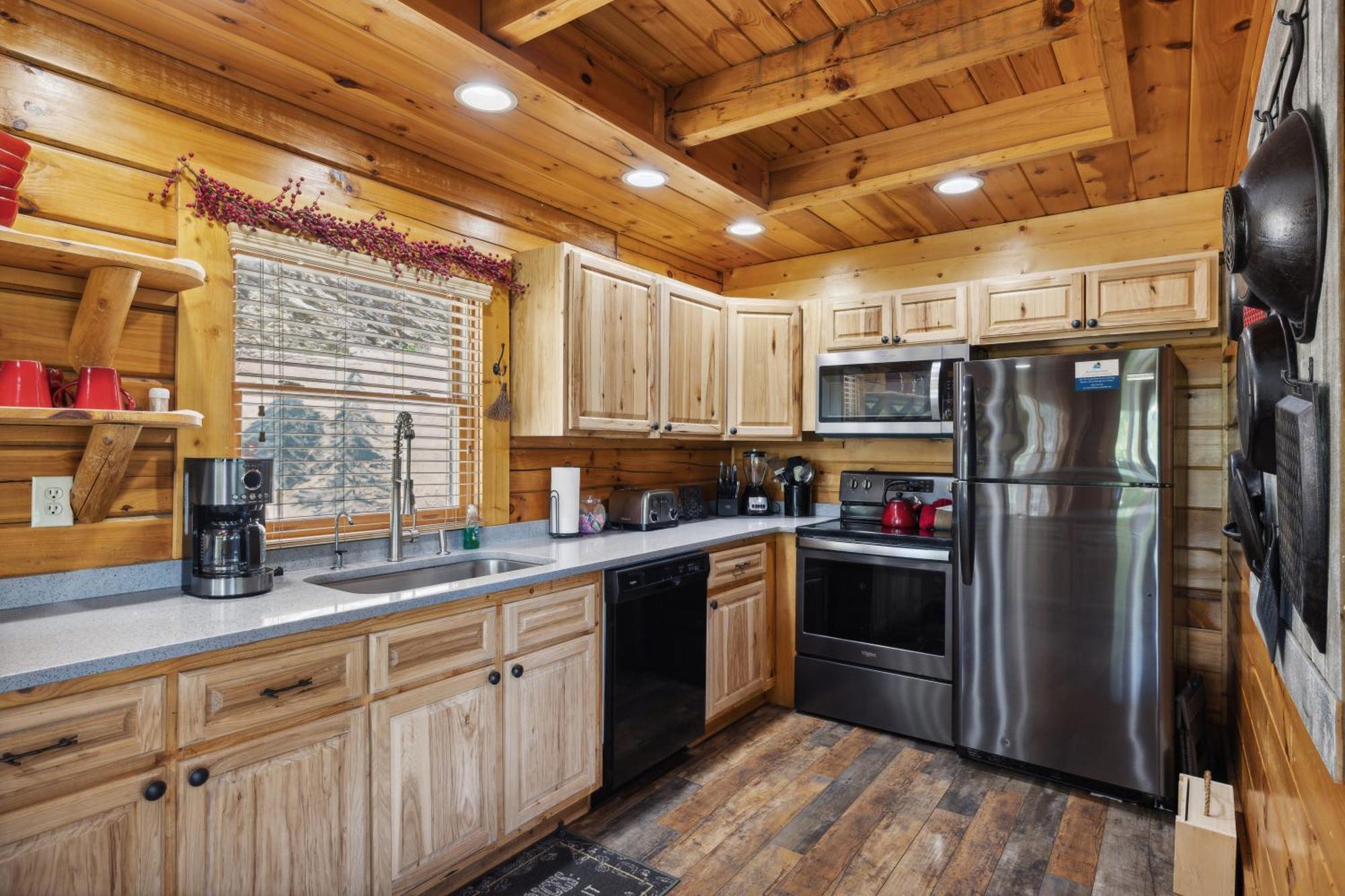 Amazing Views, Pool, Hot Tub, Game Room Sevierville Exterior photo