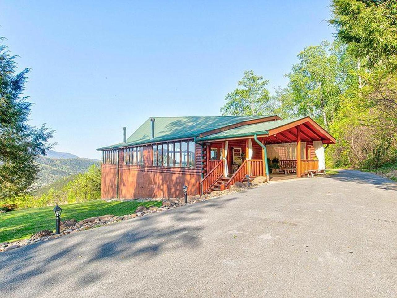 Amazing Views, Pool, Hot Tub, Game Room Sevierville Exterior photo